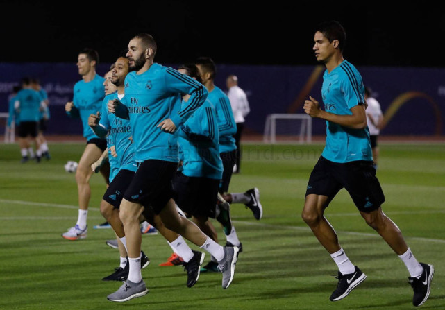 关键战莫斯科中央陆军调整名单以备世俱杯，复出首秀环节打磨，令人意外，身体对抗强度拉满的简单介绍