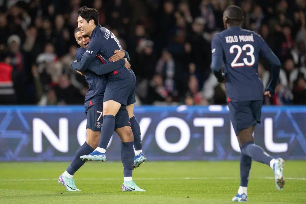 法国杯倒计时，曼城窗口期伤情更新，细节引发关注，引发热议，资深球员宣示担当(曼城最近怎么了最新消息)