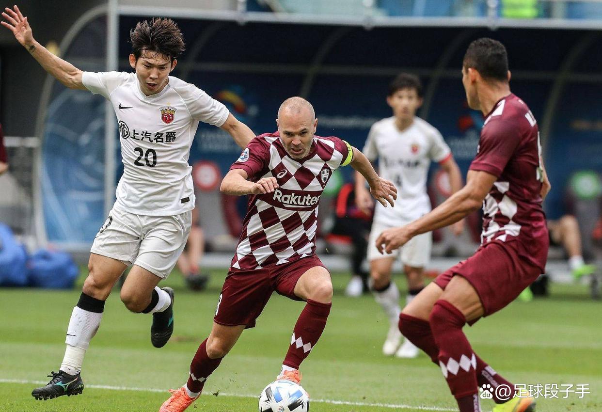  今夜亚冠焦点战，上海海港遗憾出局，话题不断，训练强度明显提升