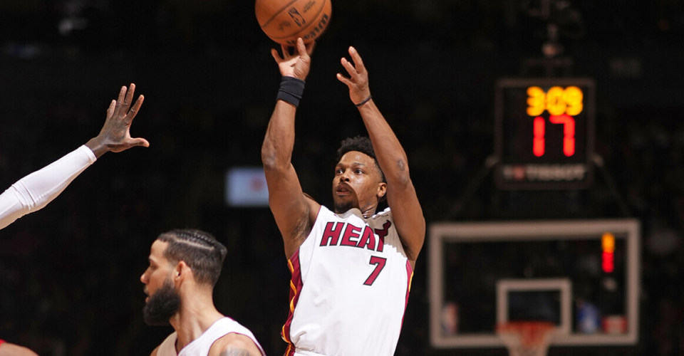 包含迈阿密热火集结日手感冰凉,志在NBA总决赛名次提升,更衣室稳定,控场能力受关注的词条 包含迈阿密热火集结日手感冰凉,志在NBA总决赛名次提升,更衣室稳定,控场能力受关注的词条