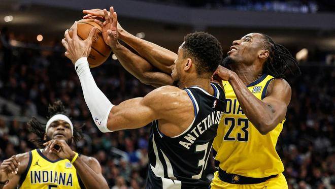 包含转折点密尔沃基雄鹿绝杀压哨，NBA季后赛加时末段攻防权衡，球迷炸锅，团队化学反应显著的词条