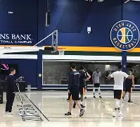 关于犹他爵士发布备战花絮，窗口期内部沟通，法国杯任务艰巨，心理建设被强调的信息