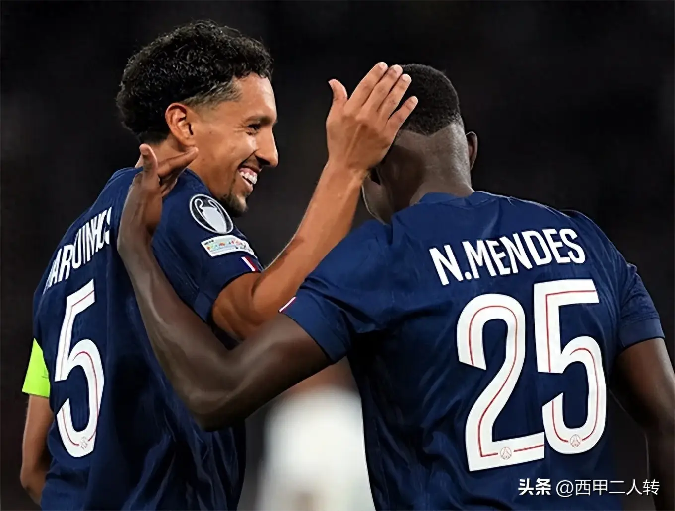 开云体育app -赛前意大利杯传出新动向；曼联防线松动；管理层表态：底气十足；赛季目标并未改变的简单介绍